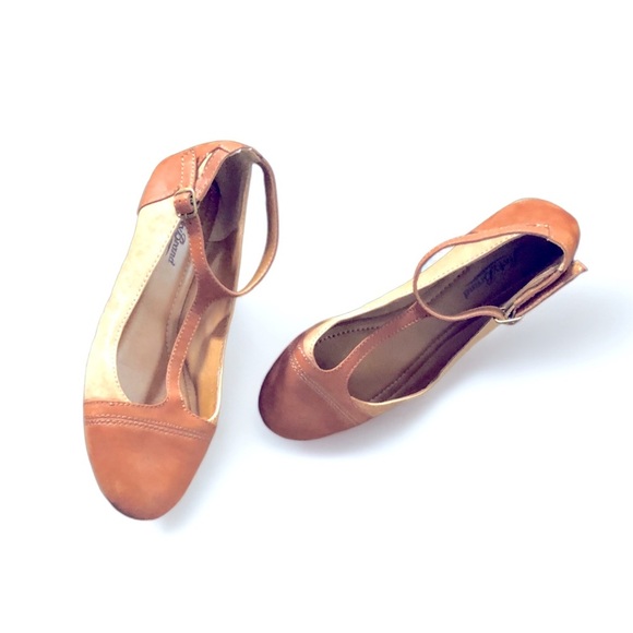 Lucky Brand Fintleyy BabyDoll Flats - Picture 2 of 4